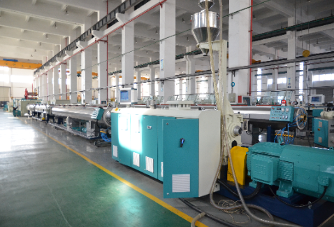 Linea di produzione di guaine in PVC: analisi tecnica sugli standard di installazione e cablaggio